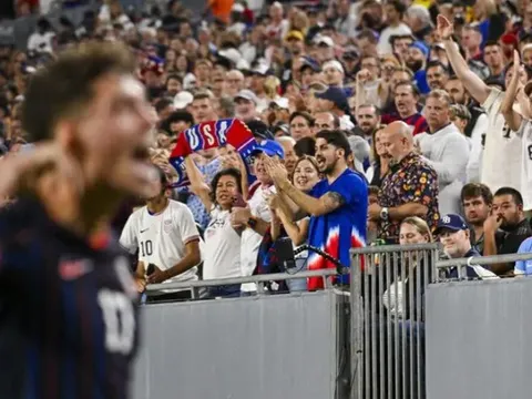 Fan hỗn loạn khi giá vé chung kết World Cup 2026 tăng kỷ lục