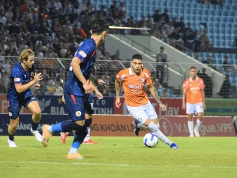 Điểm tin bóng đá Việt Nam 4/4: Đà Nẵng nhận án phạt nặng; "Chảo lửa" Quảng Ngãi gây sốt