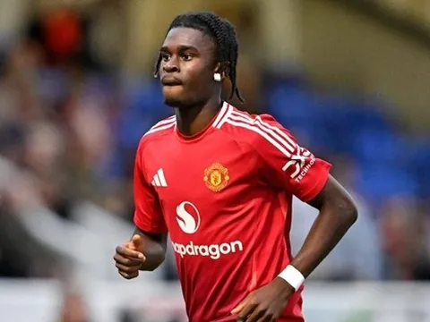 Jaydan Kamason gia hạn hợp đồng với Manchester United đến 2028