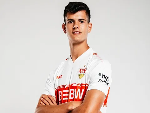 Tỏa sáng ở Stuttgart, Andres ngỏ ý tái hợp Real