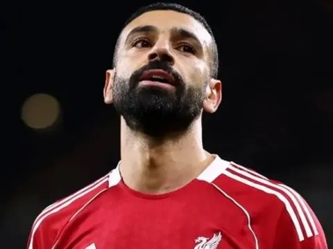 Arne Slot bảo vệ Salah sau thất bại nặng nề trước Man City