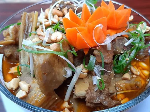 Cách nấu canh xương bò ngon