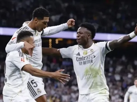 Real Madrid lấy gì đấu Bayern khi bộ ba BMV im tiếng?