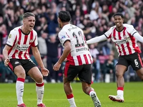 PSV Eindhoven phá kỷ lục vô địch Hà Lan sớm nhất lịch sử