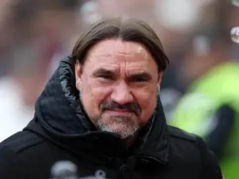 HLV Daniel Farke thừa nhận Leeds là cửa dưới trước Chelsea