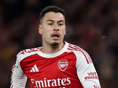 Lý do Martinelli thoát án dù đẩy trọng tài tại FA Cup