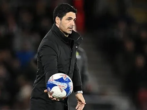 Arsenal vẫn đi đúng hướng dù liên tiếp nếm trái đắng