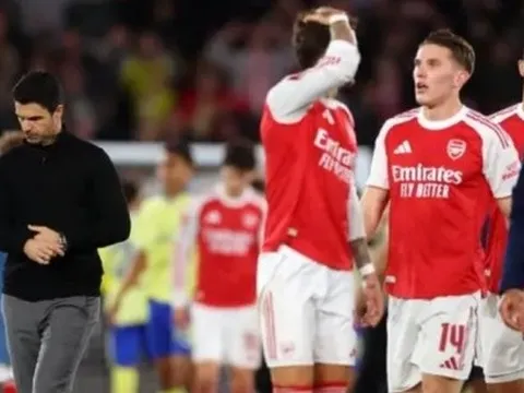 Thực tại nghiệt ngã sau giấc mơ ăn 4 của Arsenal