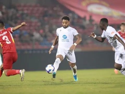 Xuân Son thừa nhận tự tin hơn nhờ khoác áo ĐT Việt Nam