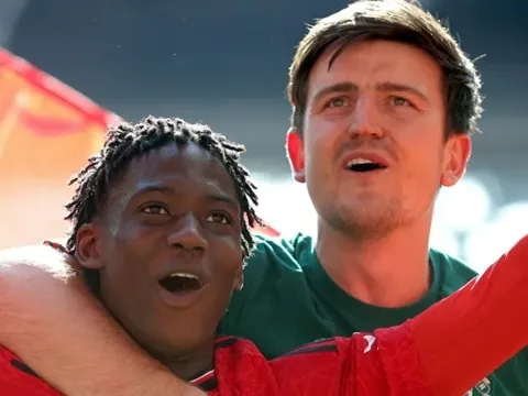 Man Utd chốt tương lai Harry Maguire và Kobbie Mainoo
