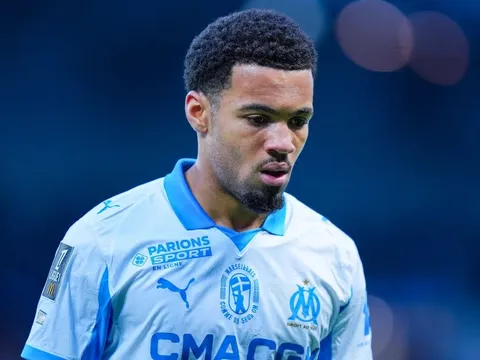 Nwaneri bị hắt hủi giúp Arsenal thu bộn tiền