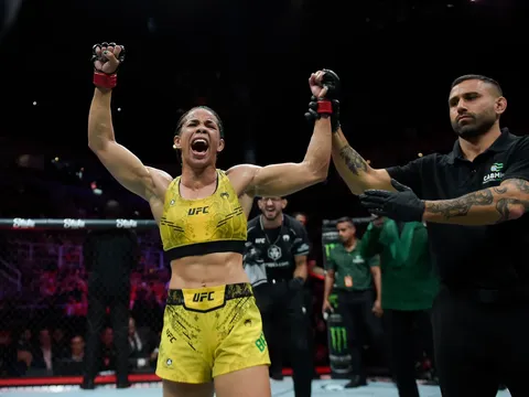 Dione Barbosa trần tình về cú đá phi thể thao: ‘Tôi không phải võ sĩ chơi bẩn’