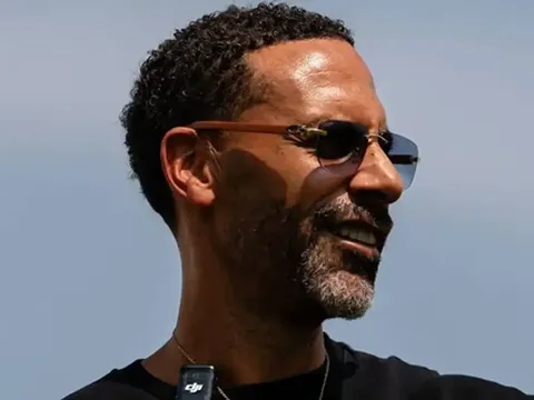 Rio Ferdinand chỉ tên "máy quét" hoàn hảo cho MU