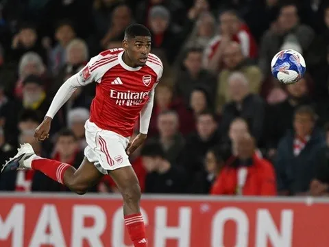 Arteta đã có sẵn phương án chất lượng để thay thế Jurrien Timber