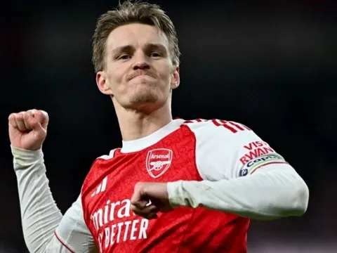 Liệu Martin Odegaard có thể dẫn dắt Arsenal chạm tay vào lịch sử?