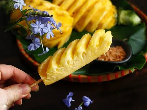 Phụ nữ ăn dứa có tác dụng gì?