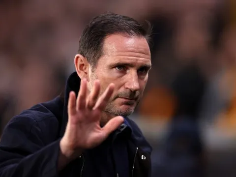 Ray Parlour tin Lampard sẵn sàng dẫn dắt Tottenham