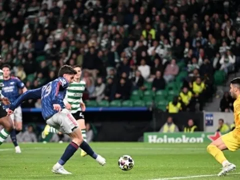 5 điểm nhấn Sporting 0-1 Arsenal: David Raya rực sáng; Max Dowman đi vào lịch sử