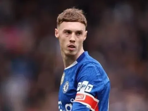 Cole Palmer hay Caicedo sẽ đeo băng thủ quân Chelsea?