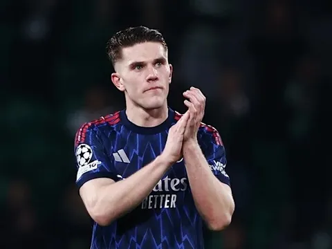 Báo Bồ Đào Nha mỉa mai màn tàng hình của Gyokeres