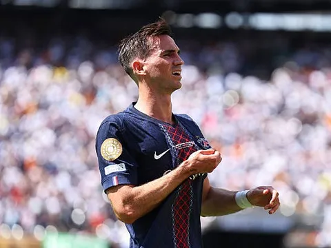 Fabian Ruiz từ chối đấu Liverpool, Luis Enquire nói gì?