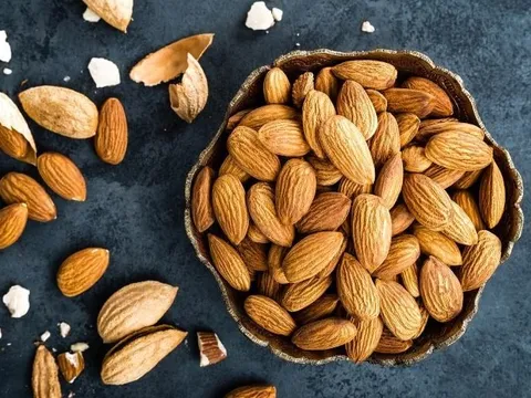 4 loại hạt giúp nuôi dưỡng làn da khỏe mạnh từ bên trong