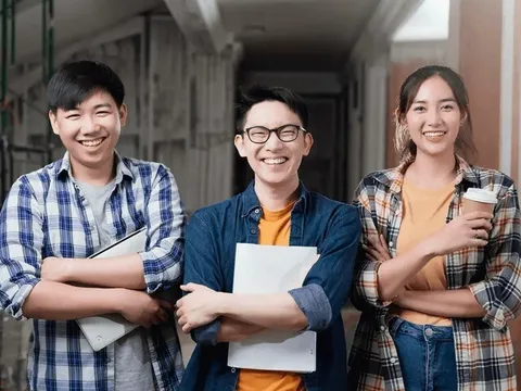 6 nghề đứng vững trong thời đại AI, có thể kiếm tiền triệu mỗi ngày, không yêu cầu bằng cấp cao siêu