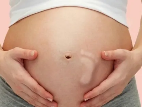 Nếu gặp phải những triệu chứng này trong thời kỳ mang thai, điều đó cho thấy thai nhi đang phát triển tốt