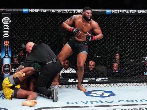 Curtis Blaydes coi thường Josh Hokit: 'Lo diễn trò rồi sẽ đến lúc phải trả giá'