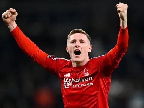 Tin đồn chuyển nhượng sáng 9/4: Dortmund săn Jadon Sancho; Forest hét giá Elliot Anderson