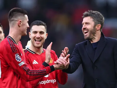 MU chỉ cách vé Champions League 5 chiến thắng