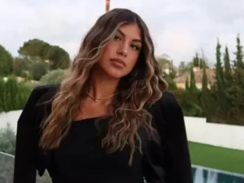 Sao Real Betis bị đình chỉ vì hẹn hò với con gái của Joaquin