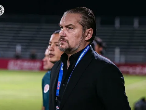 HLV Popov thoát án phạt sau phát ngôn sốc về trọng tài