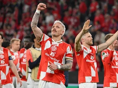 Mainz 05 nhấn chìm Strasbourg bằng hai bàn thắng sớm