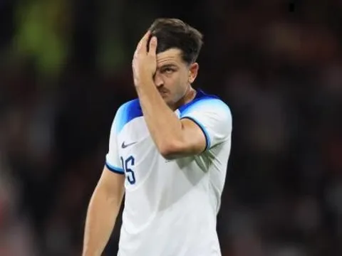 Điểm tựa gia đình giúp Maguire hồi sinh tại Man Utd