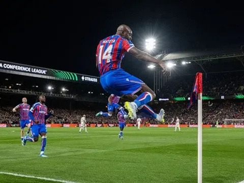 Mateta thực hiện giấc mơ ghi bàn giúp Palace thắng đậm