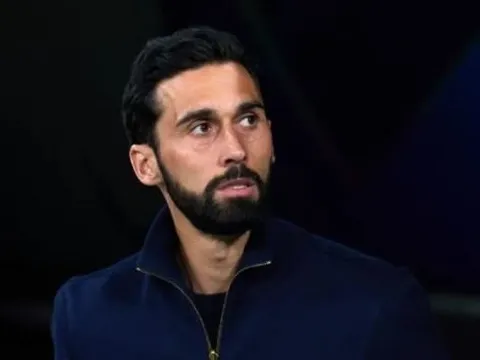 Arbeloa đang đánh cược La Liga vì giấc mơ Champions League