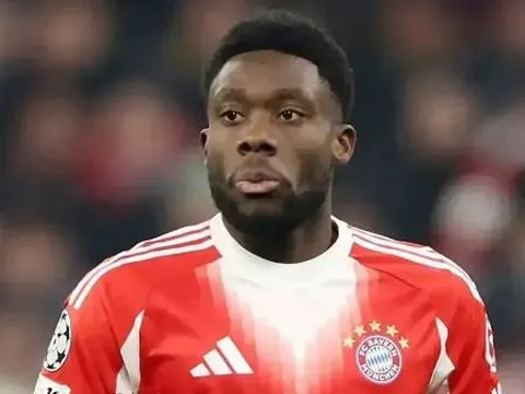 MU khởi động đàm phán mua Alphonso Davies thay Luke Shaw