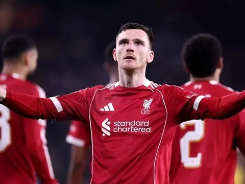 Spurs sẽ chiêu mộ Andy Robertson nếu trụ hạng thành công