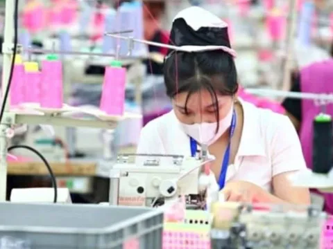 Đề xuất hoán đổi lịch làm việc: Có thể nghỉ liền 4 ngày dịp Ngày Văn hóa Việt Nam