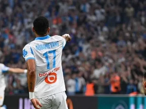 Aubameyang và Greenwood giúp Marseille giành trọn 3 điểm trước Metz