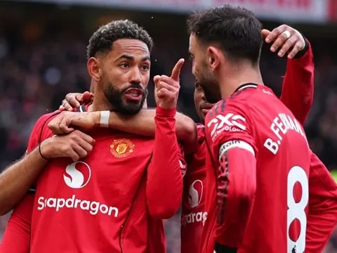 Bruno Fernandes sốc vì thống kê phòng ngự của Matheus Cunha
