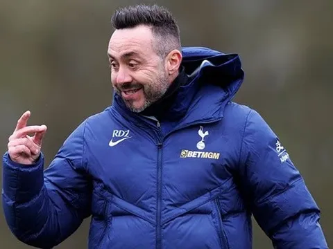 De Zerbi bắt tay khôi phục bản sắc để giúp Tottenham trụ hạng