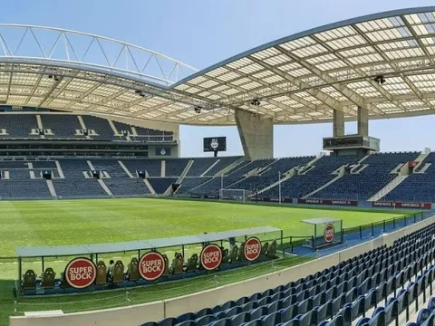 CĐV Nottingham Forest qua đời sau trận hòa FC Porto