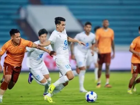 Siêu phẩm của Ngọc Lâm giúp HAGL quật ngã Nam Định