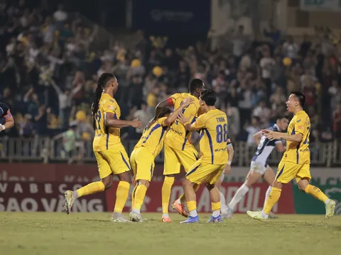 Sao nhập tịch mắc lỗi, Đà Nẵng gục ngã trước SLNA