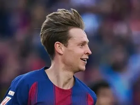 Ronald de Boer kinh ngạc với màn tái xuất của De Jong