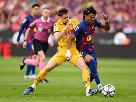 Sao Espanyol tố Barcelona chế nhạo mình trong đường hầm