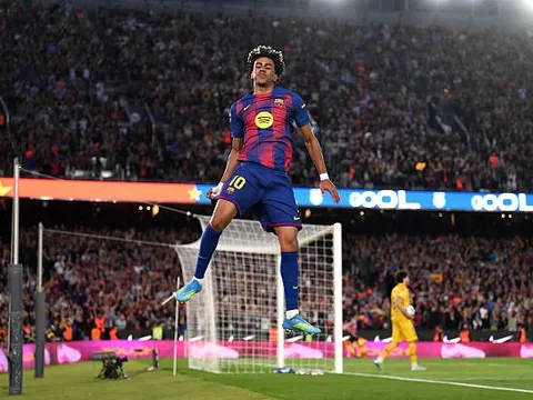 Chấm điểm Barcelona: Yamal thăng hoa, Torres giải hạn