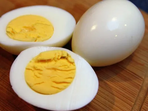 3 khung giờ ăn trứng hỗ trợ đốt mỡ, giảm cân, ổn định đường huyết